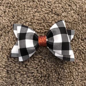 Hair bow - NWT